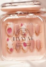 Floral Blush Nails - Image 4