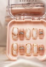 Pearl Luxe Nails - Image 2