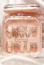 Pearl Luxe Nails - Image 3